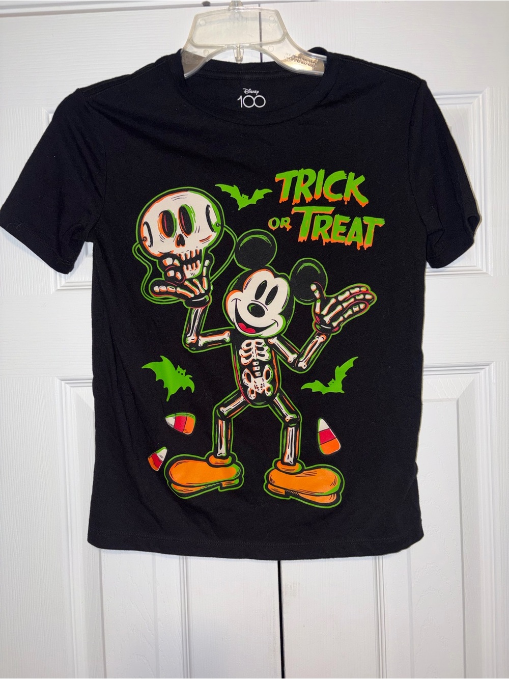 Disney Mickey Mouse Trick or Treat Halloween Black Graphic Tee Kids L 10-12